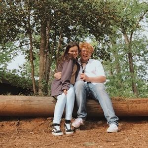 Meet your Posher, Desiree